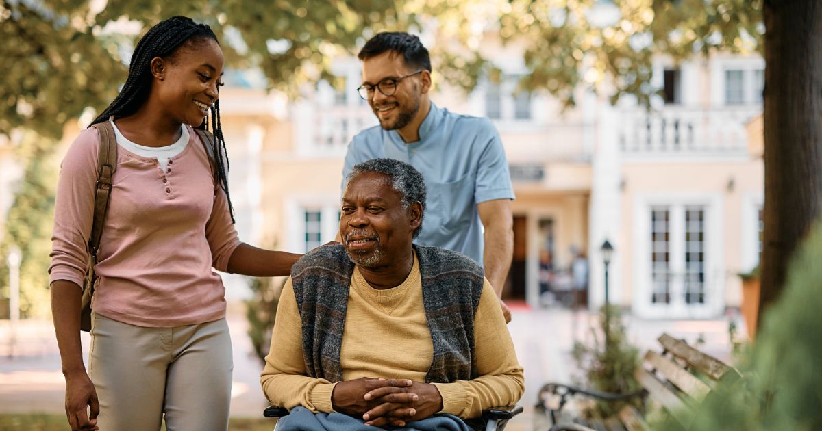 9 Things to Look For on a Memory Care Community Tour
